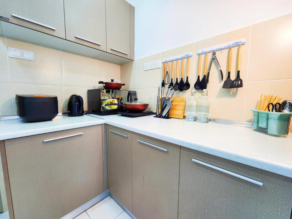 Klia Lili Residensi 5 Plus 2 Pax With Splendid Pool Nilai Exteriör bild